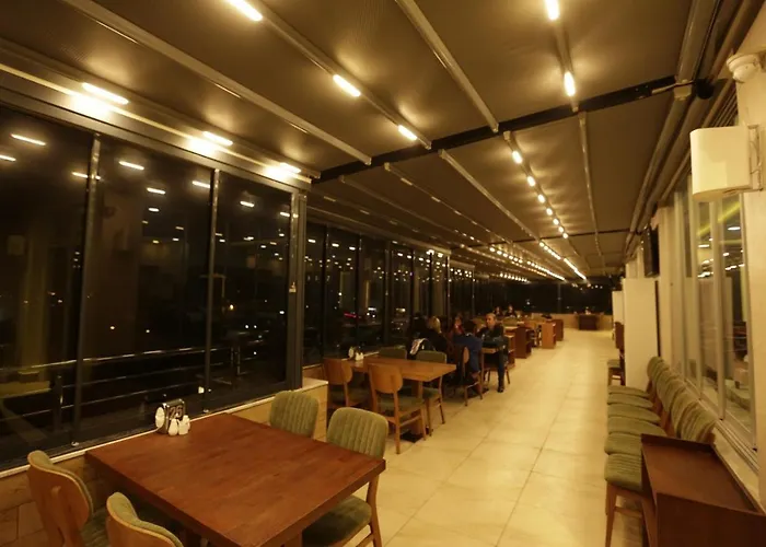 Deluxe Bed & Breakfast 2*