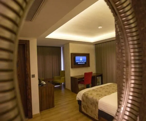 Deluxe Bed & Breakfast 2*