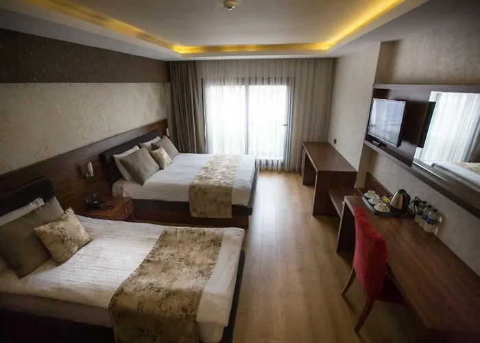 Bed & Breakfast Deluxe 2*