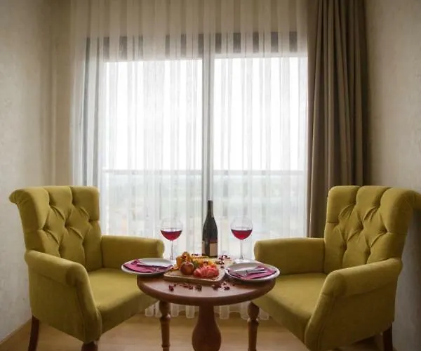 Deluxe Bed & Breakfast 2*