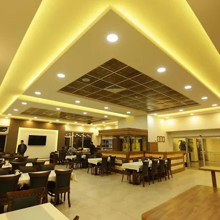 לינה וארוחת בוקר Deluxe 2*