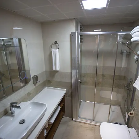 Deluxe Nocleg ze śniadaniem 2*