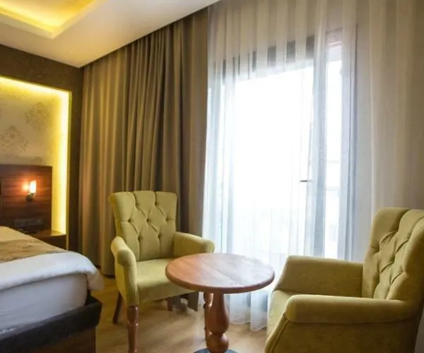 Oda ve Kahvaltı Deluxe